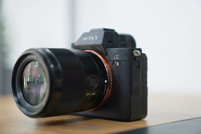 Choosing a Full Frame Mirrorless Camera for Concert Photography